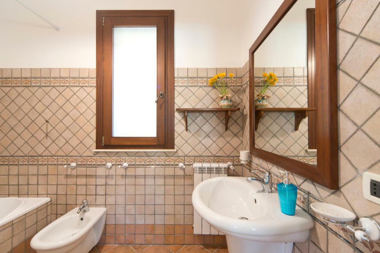 סירקוזה Villa Anbegia מראה חיצוני תמונה